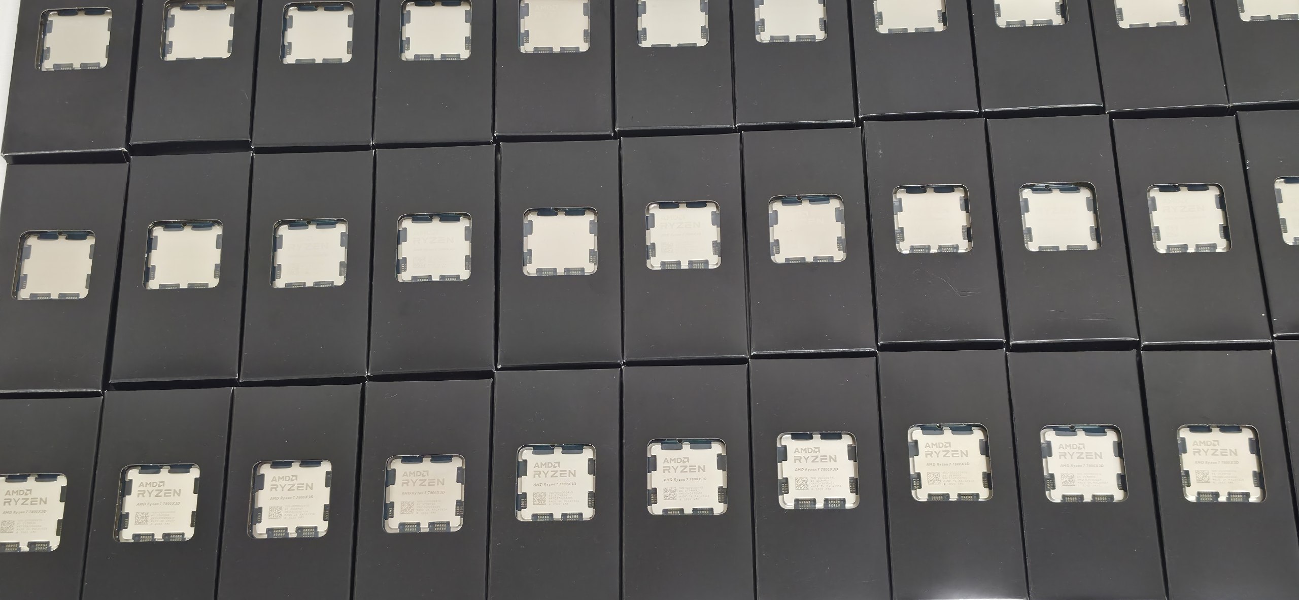 Ryzen 7 7800X3D OEM 5