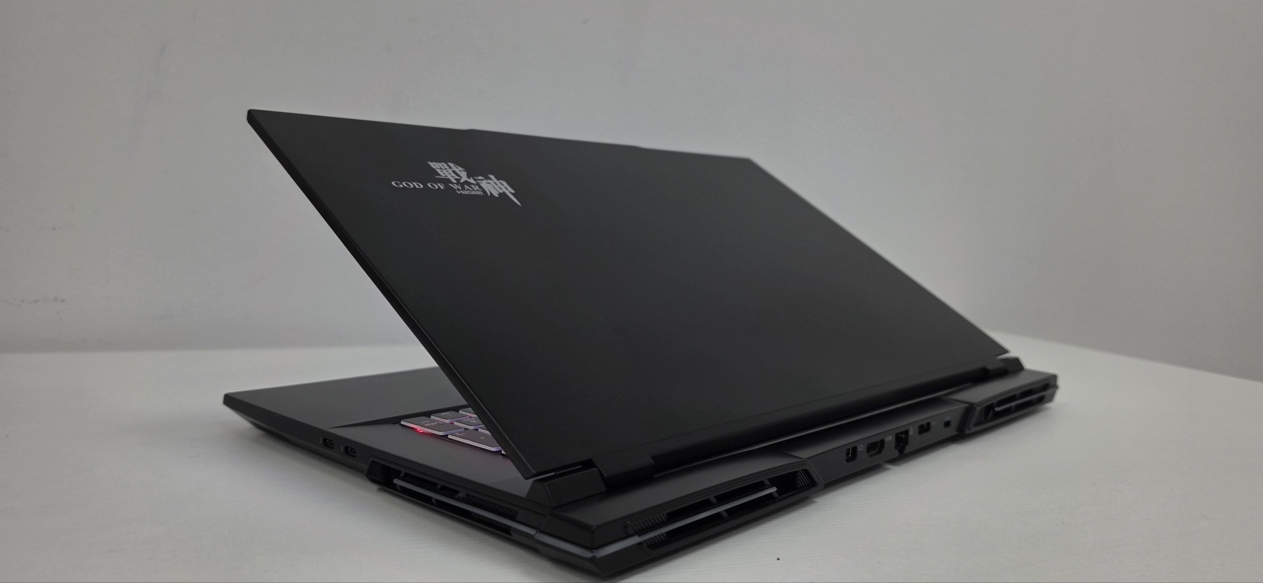 Игровой ноутбук Hasee GX10R9 i9 13900HX RTX 4080 2