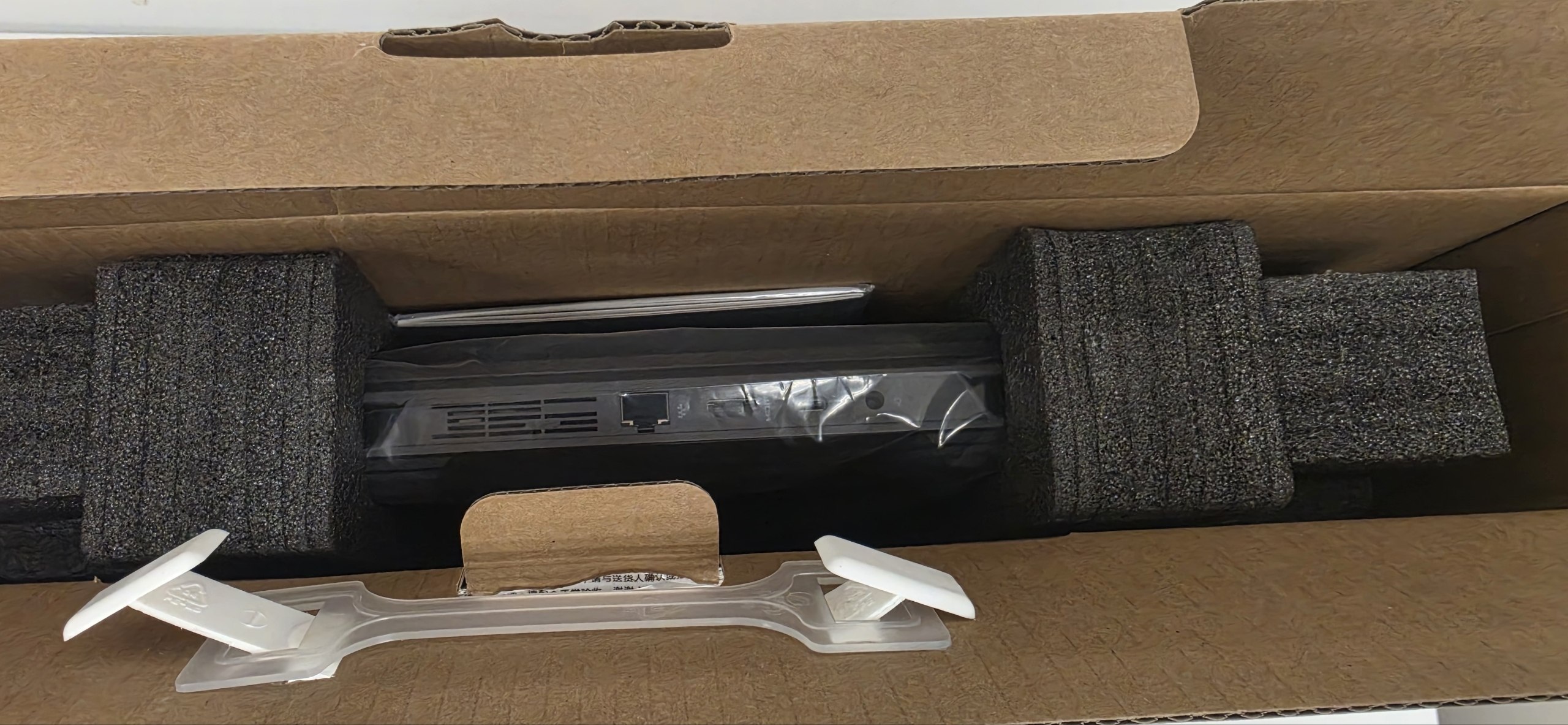 Игровой ноутбук Thunderobot R16 16" Intel Core i9-13900HX / RTX 5080 / 16 GB DDR5 / 1 TB SSD 3